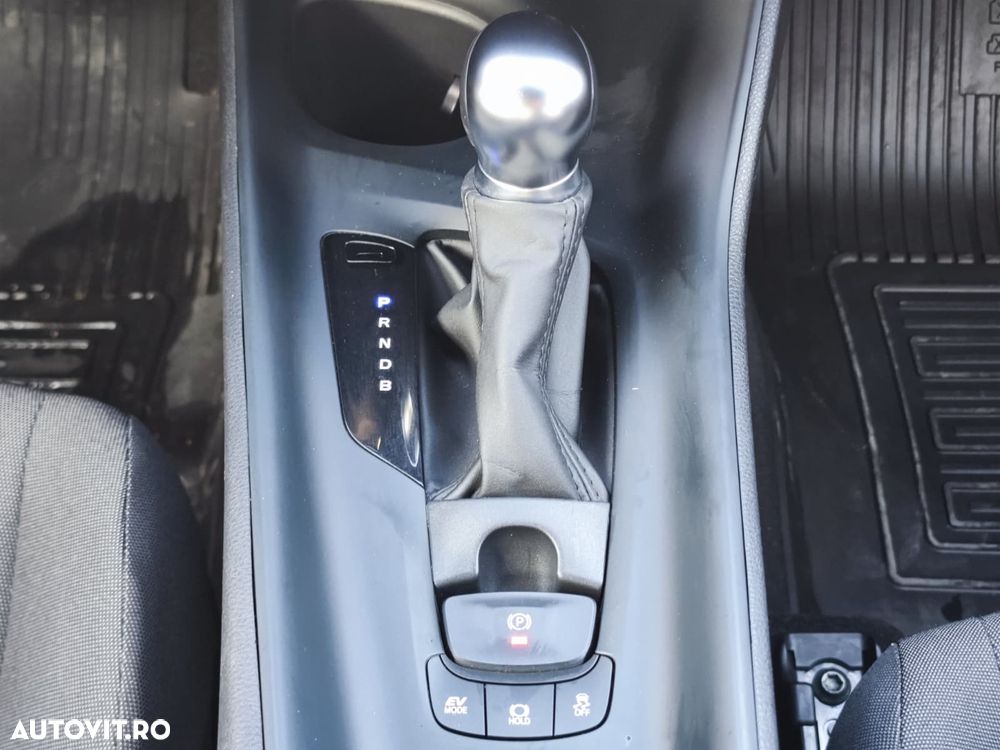 Toyota C-HR 1.8 HSD 122 CP 4x2 CVT Core - 20