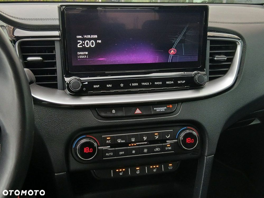 Kia Ceed - 13