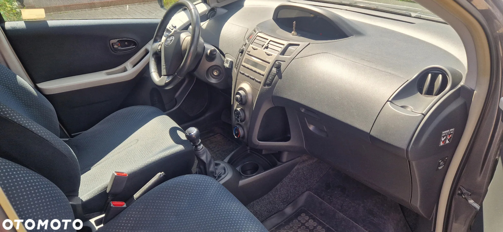 Toyota Yaris - 9