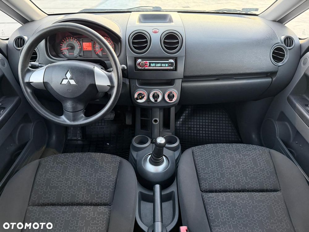 Mitsubishi Colt 1.3 Intense - 10