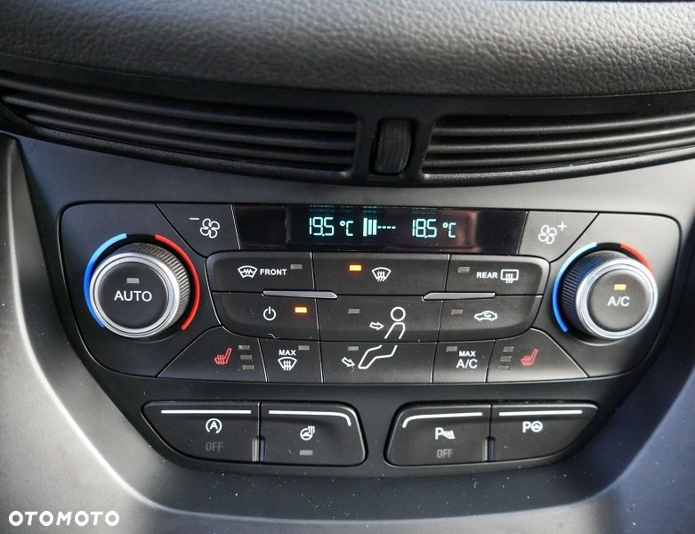 Ford Kuga - 19