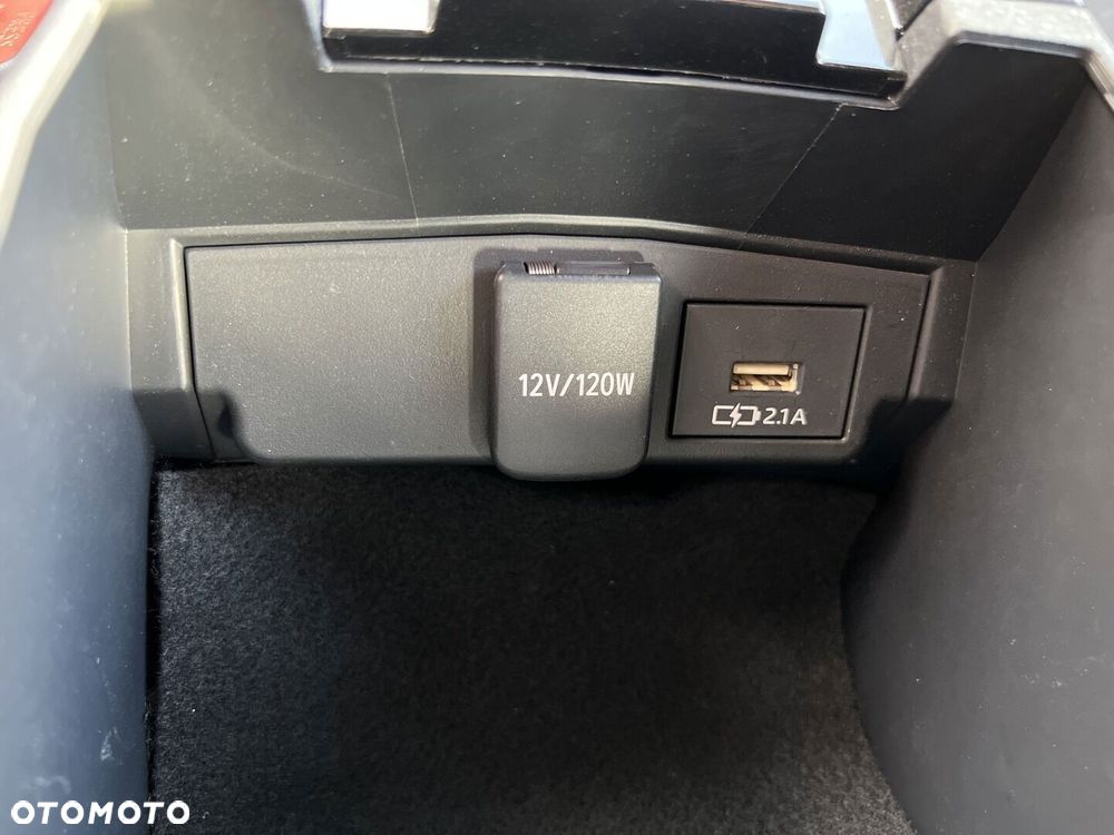 Toyota Corolla 1.8 Hybrid Comfort - 26