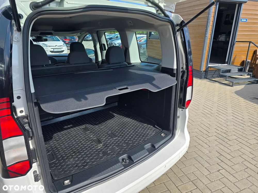Volkswagen Caddy - 18