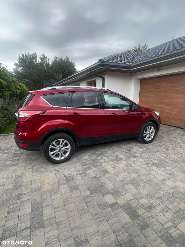 Ford Kuga - 4