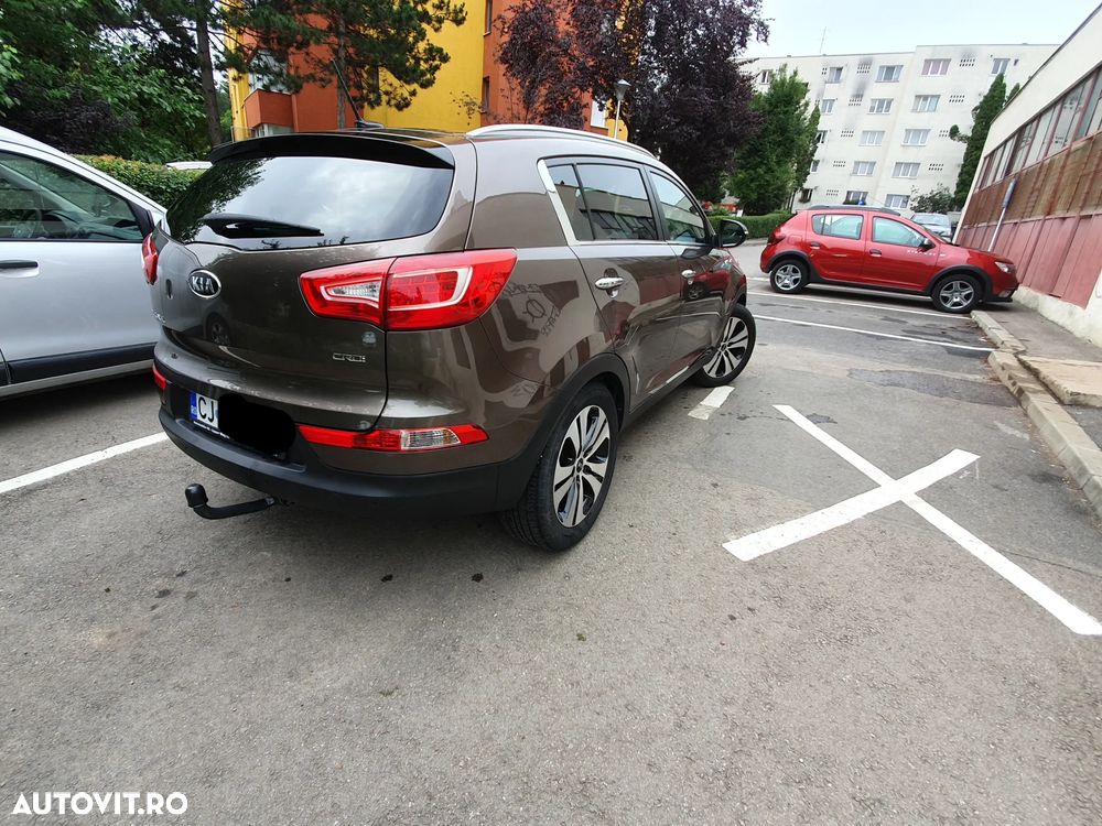 Kia Sportage 2,0 CRDI AWD Aut. Spirit - 4