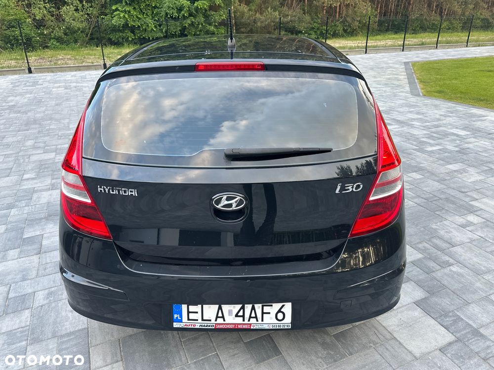 Hyundai i30 1.4 Classic + World Cup - 13