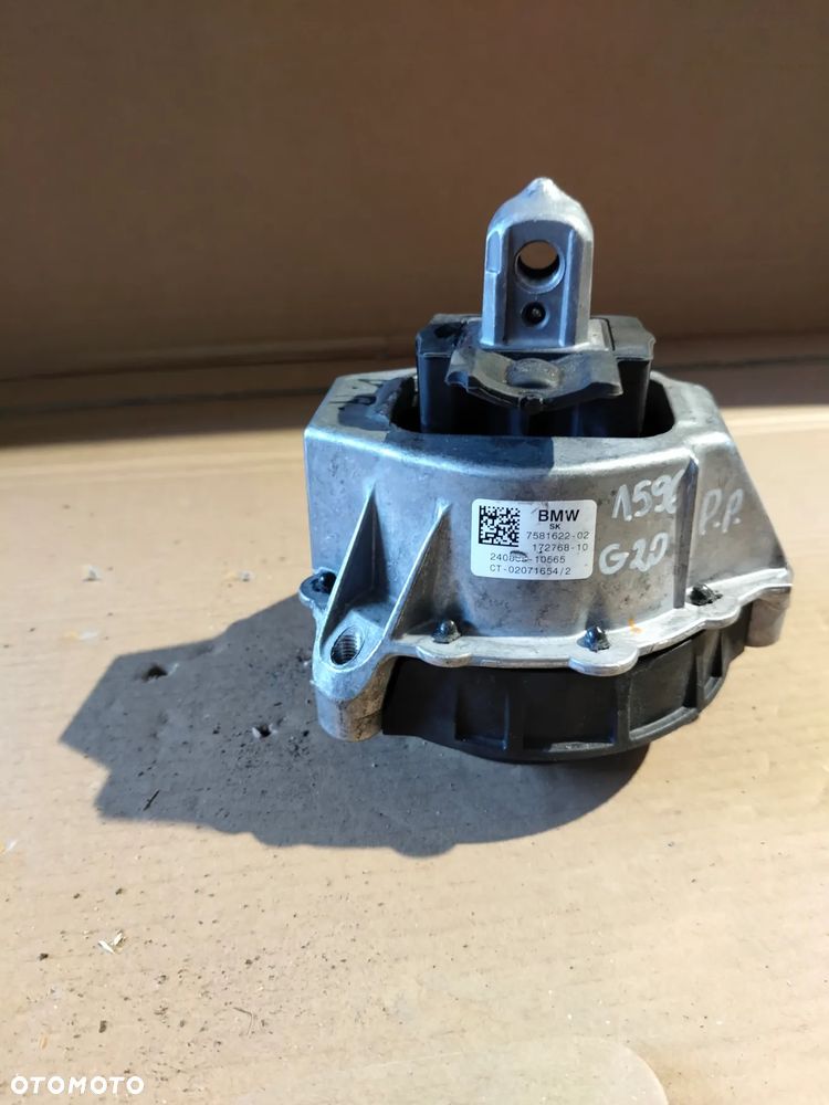 Poduszka silnika prawa BMW G20/G21  330i,320i