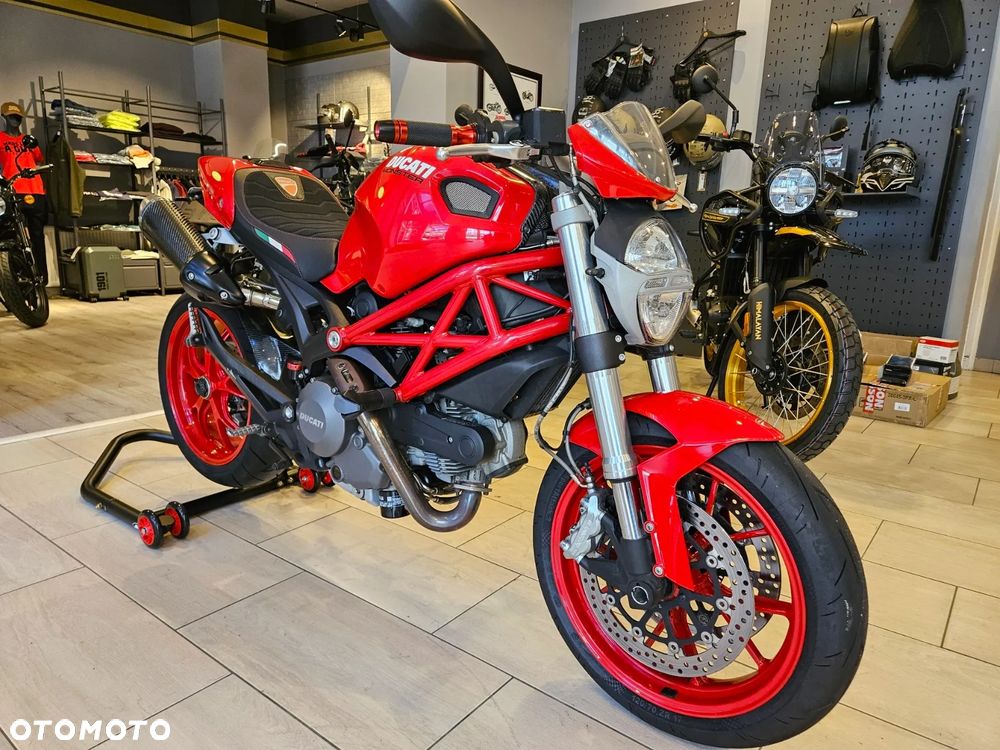 Ducati Monster - 1