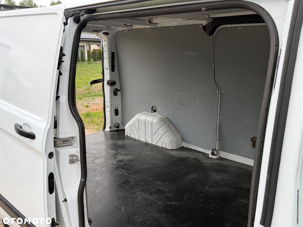 Ford Transit Custom - 38