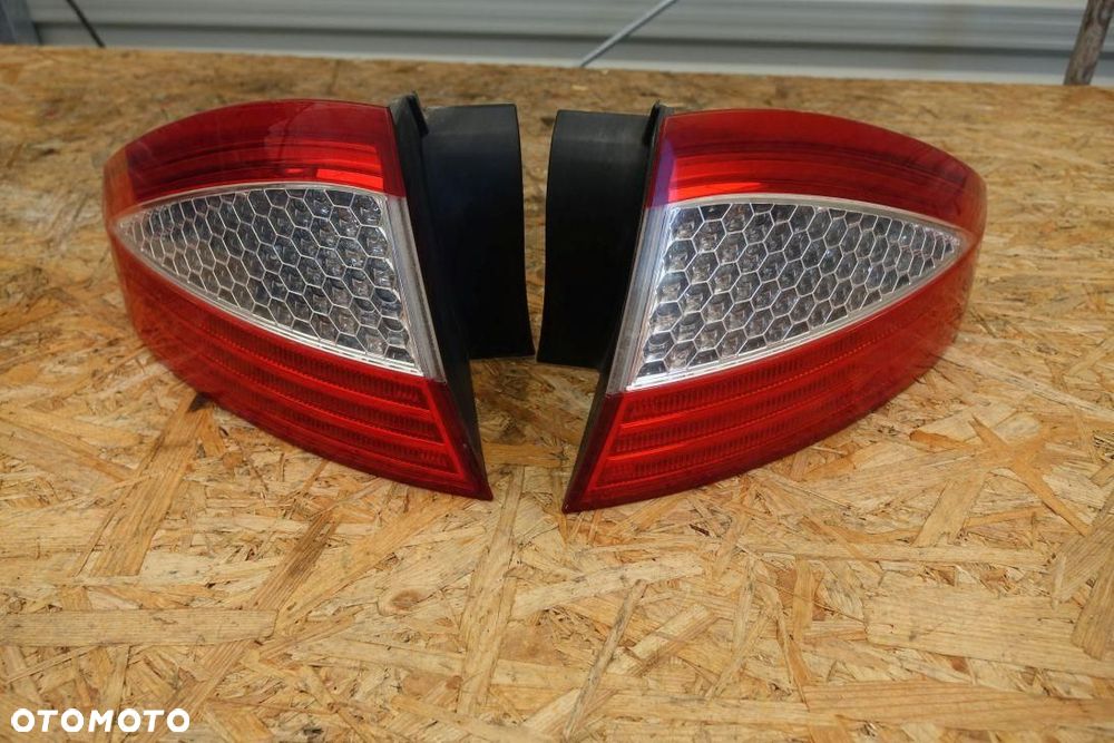 LAMPA TYŁ LEWA PRAWA EU FORD MONDEO MK IV 4 T6 SEDAN 2008 MK4IV11111 - 1
