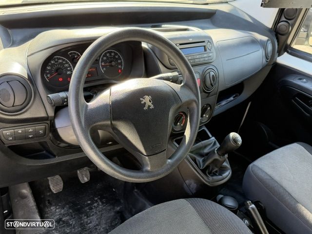 Peugeot Bipper 1.3HDI Van - 17