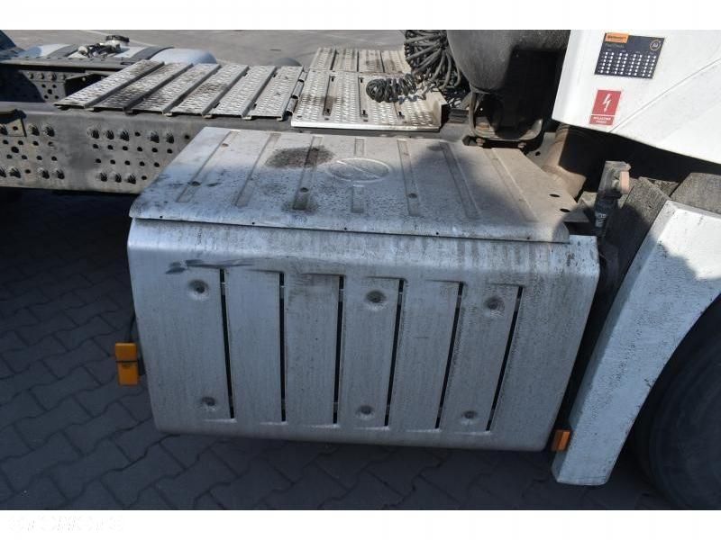 Mercedes-Benz Actros - 37