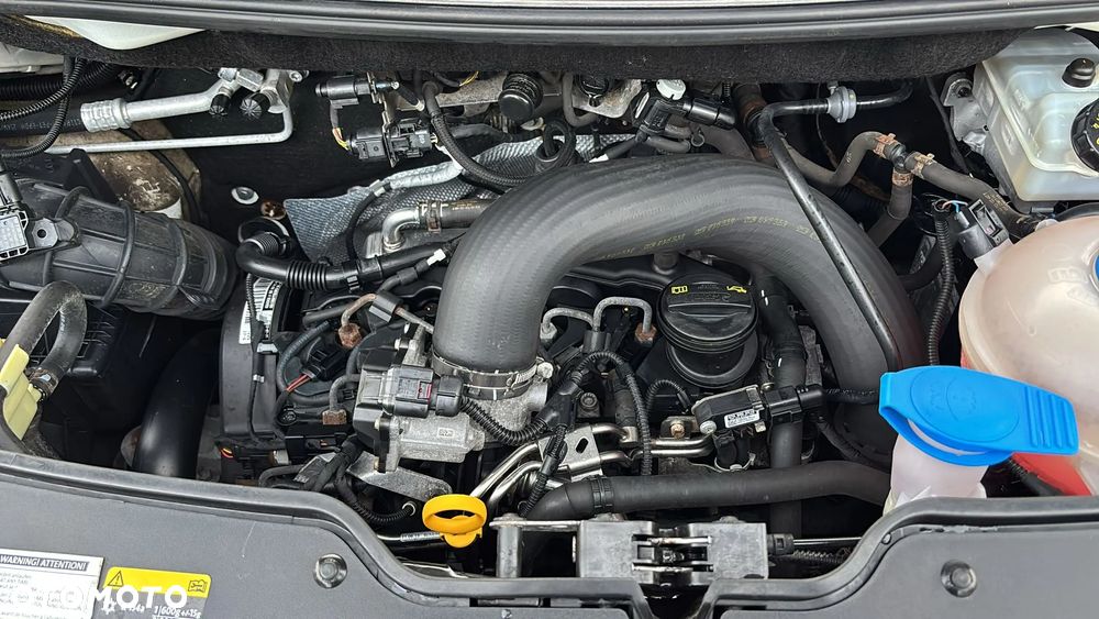 Volkswagen Transporter - 27