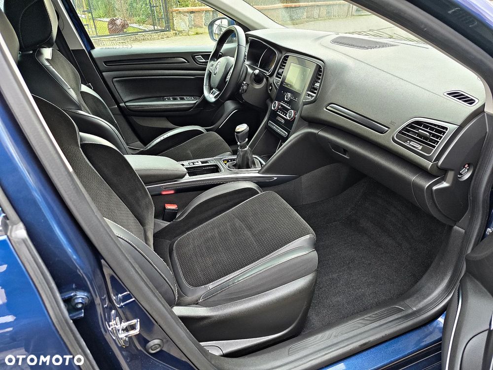 Renault Megane ENERGY dCi 130 GT LINE - 23