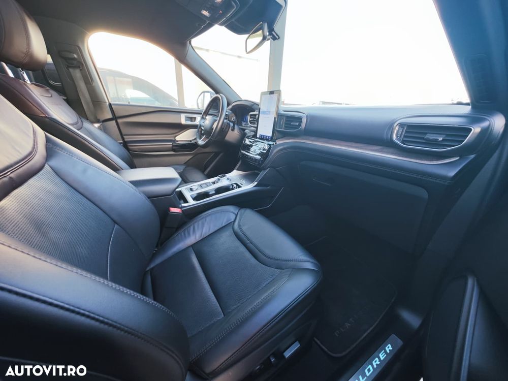 Ford Explorer 3.0 PHEV Platinum - 22