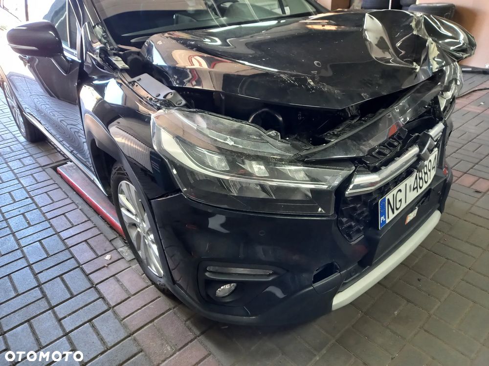 Suzuki S-Cross 1.4 SHVS Premium Plus SP 4WD - 6