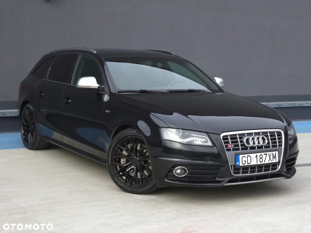 Audi S4 Avant S tronic - 1