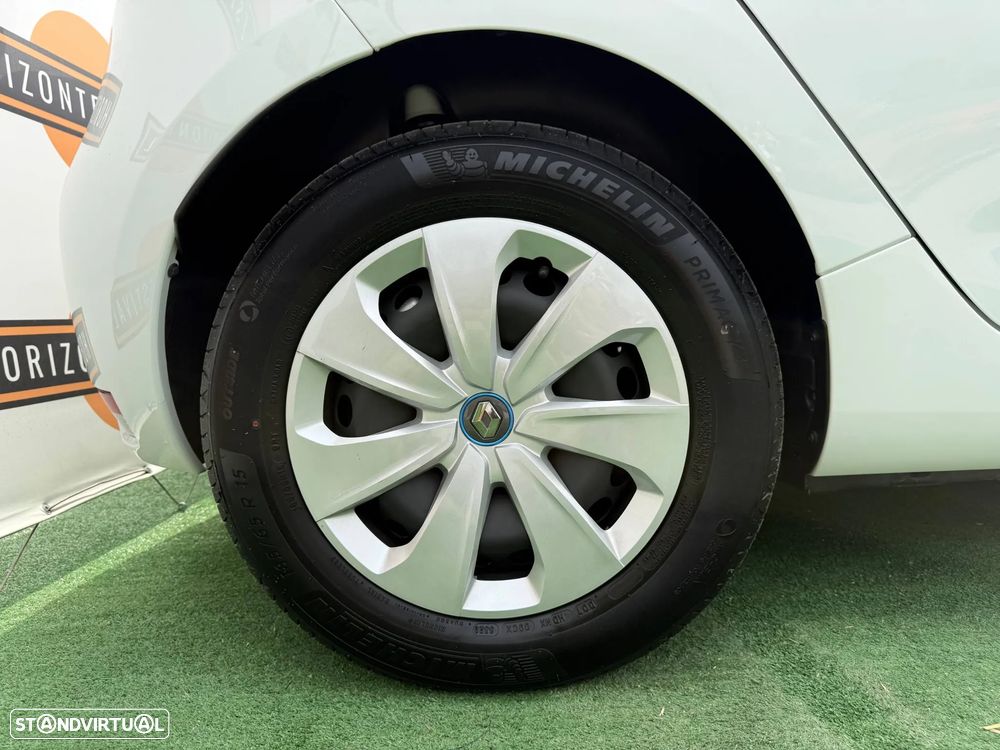 Renault Zoe (c/ Bateria) Limited 50 - 35