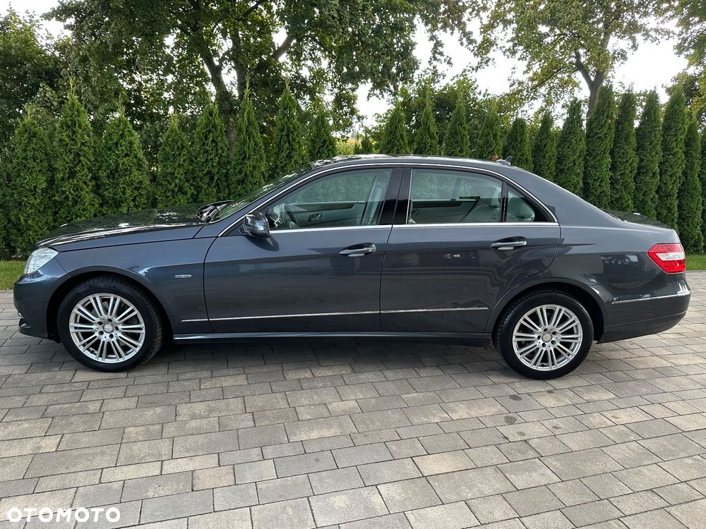 Mercedes-Benz Klasa E 250 T CDI 7G-TRONIC Elegance - 7