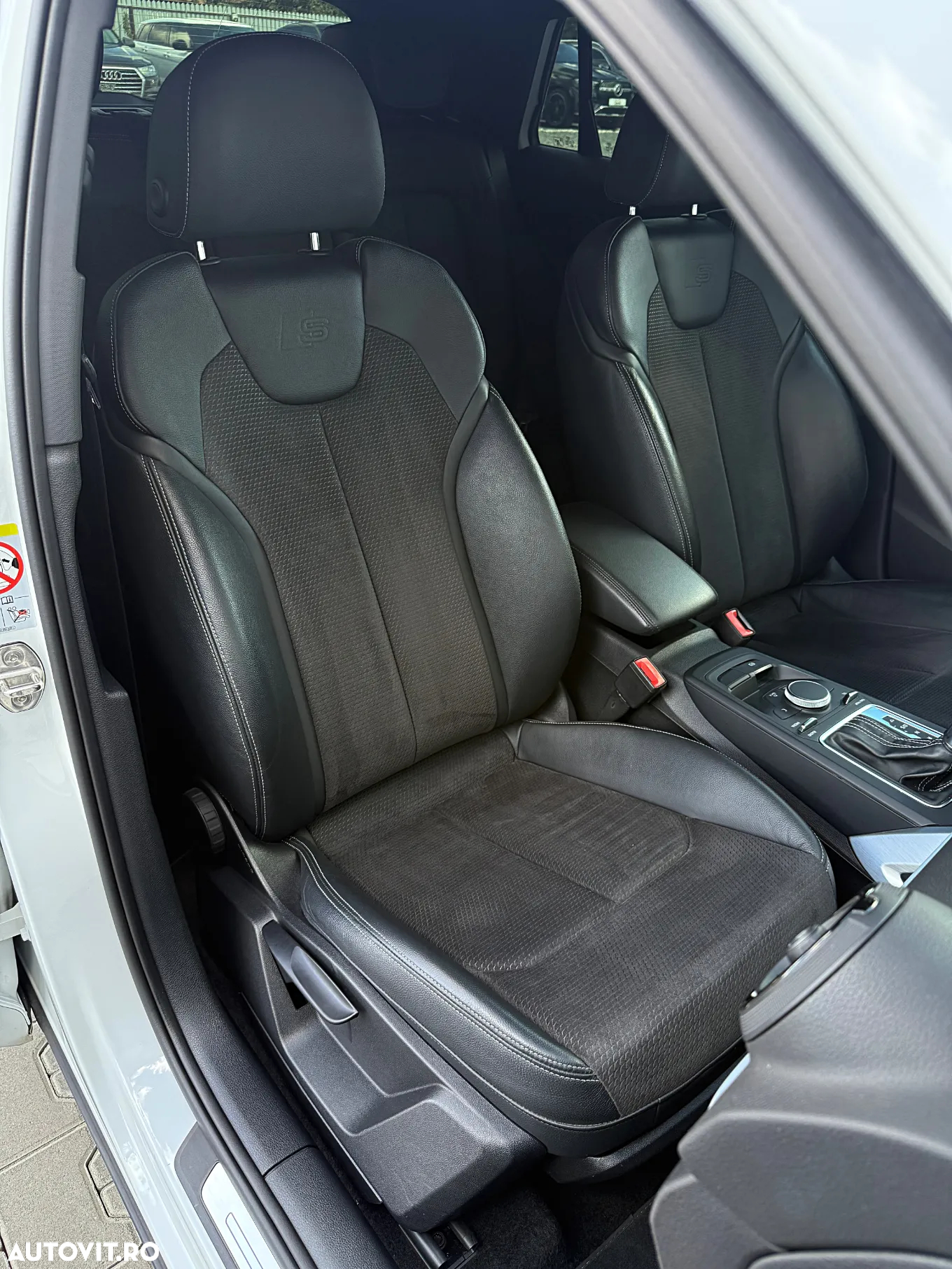 Audi Q2 2.0 TDI quattro S tronic sport - 24