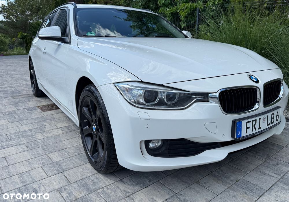 BMW Seria 3 320d Sport Line - 1