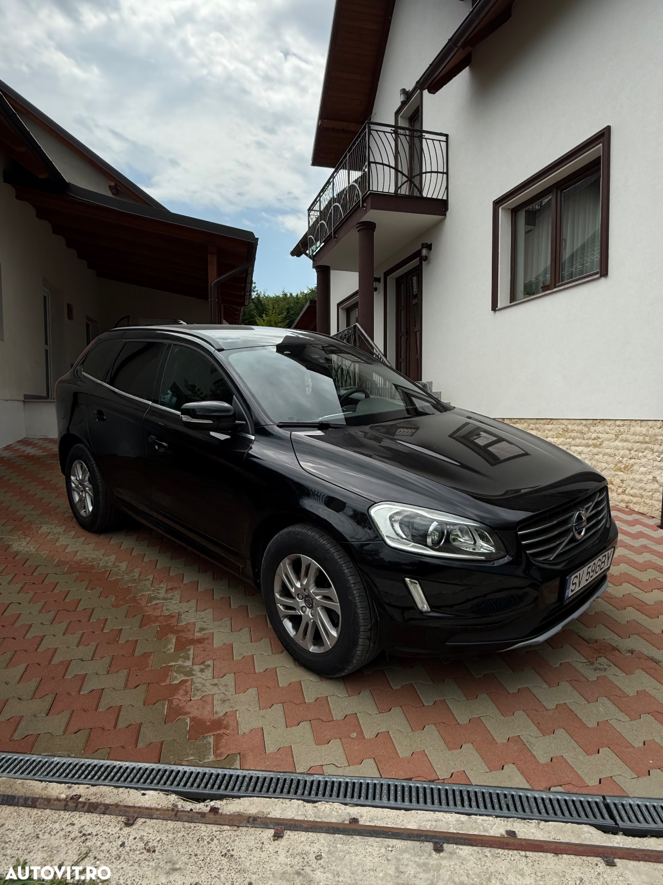 Volvo XC 60 D4AWD Kinetic - 2
