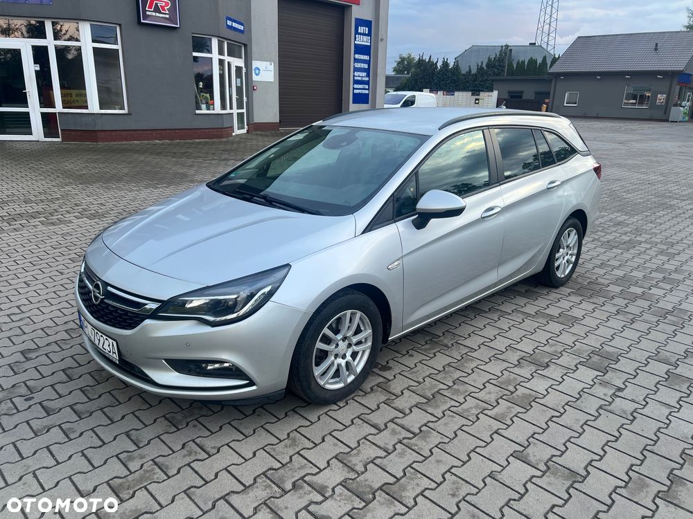 Opel Astra - 1