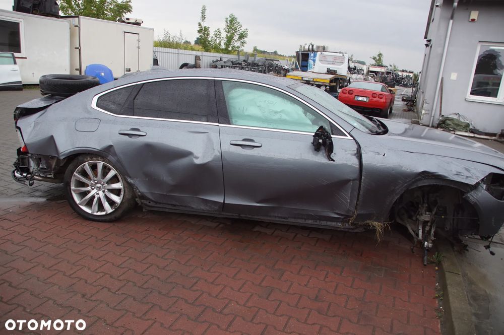 Auto na części Volvo s90 silnik 190 km 2.0 T5 D4204T14 OSMIUM GREY skrzynia TG-81SC siedzenia Sedili Comfort Pelle Moritz ANTRACITE (RA00) moduł sterownik deska konsola poduszka airbag poduszki licznik wyświetlacz moduł sterownik zwrotnica amortyzator lampa grill - 13