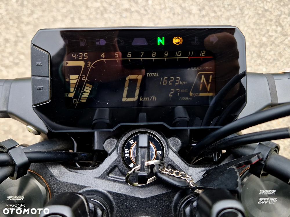 Honda CB - 8