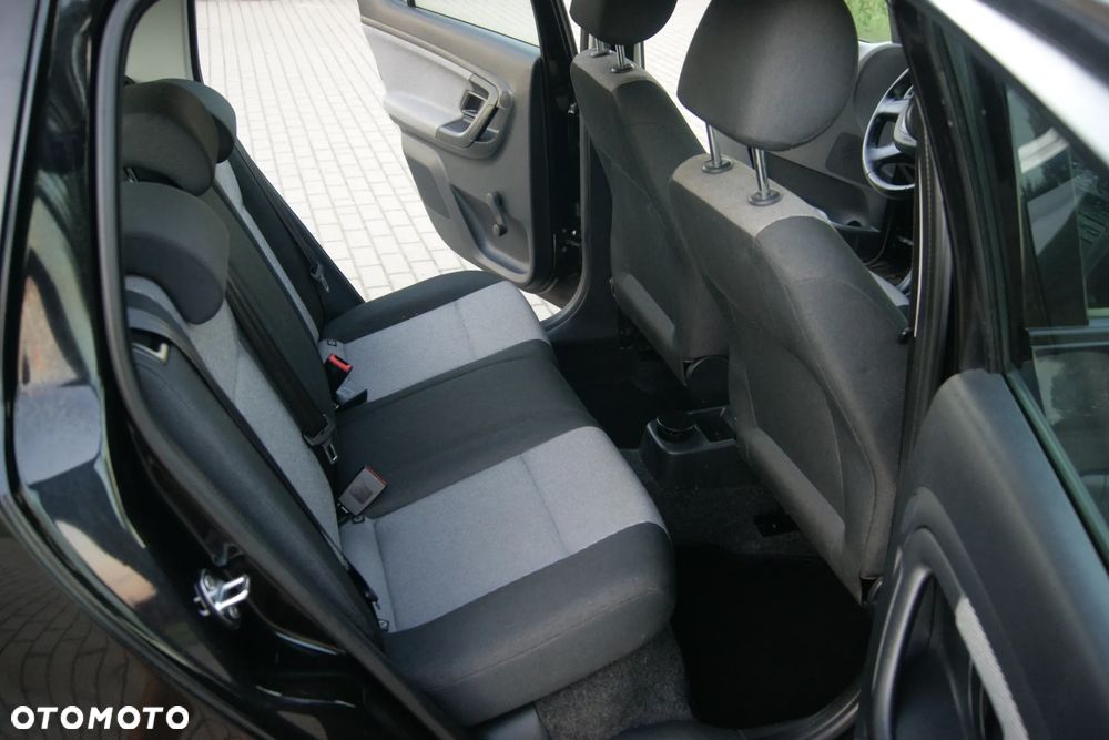 Skoda Fabia 1.2 HTP - 36