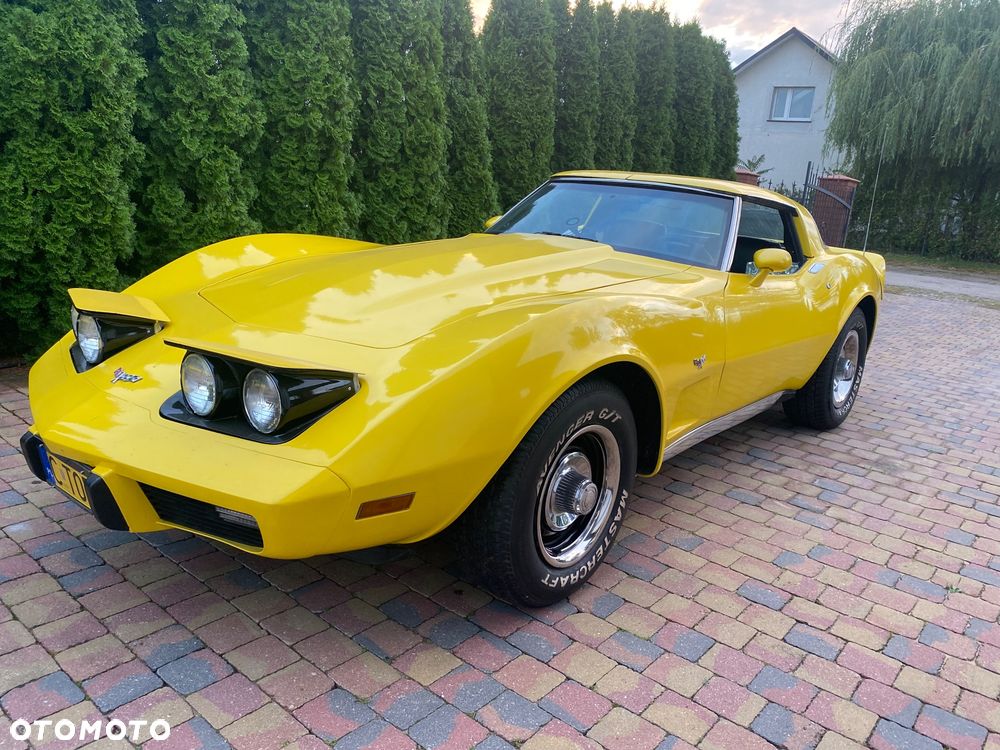 Chevrolet Corvette - 4