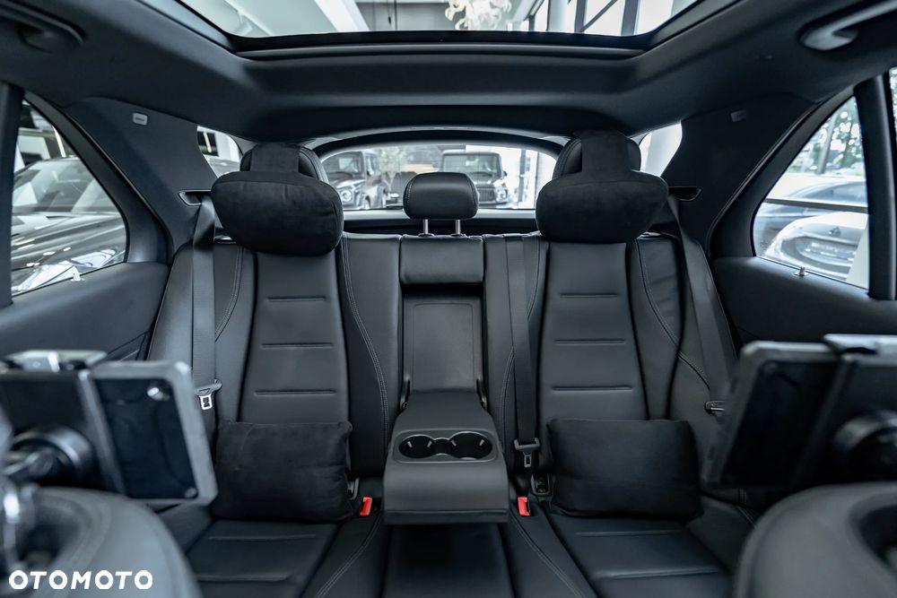 Mercedes-Benz GLE - 32