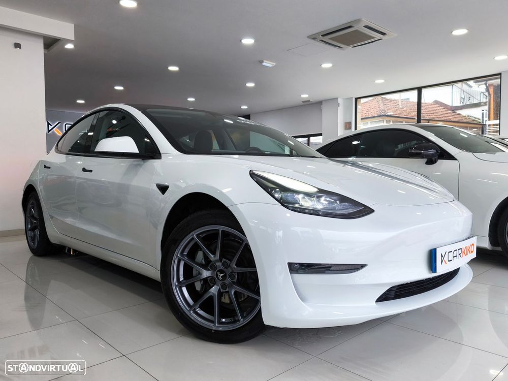 Tesla Model 3 Long Range Tração Traseira - 1