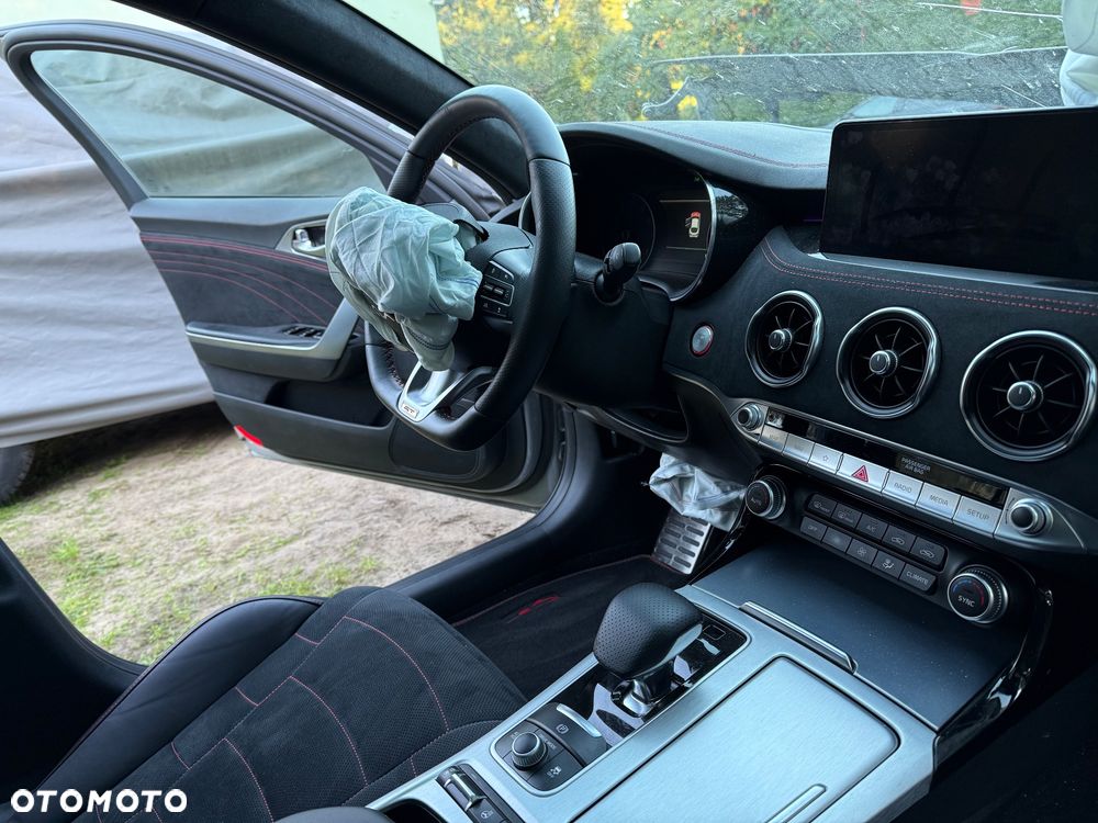 Kia Stinger 3.3 T-GDI V6 GT Prestige Line AWD - 10