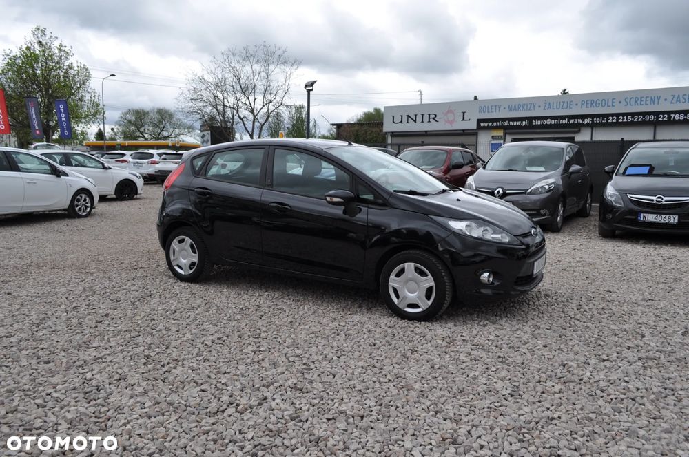 Ford Fiesta 1.25 Champions Edition - 4