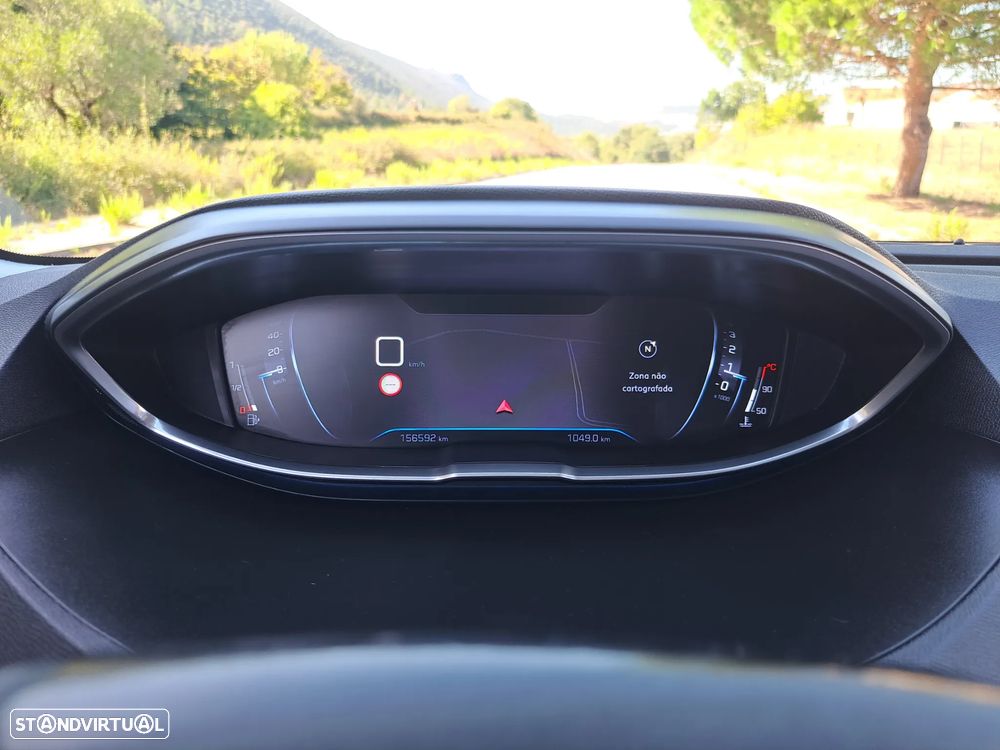 Peugeot 3008 BlueHDi 120 Stop & Start Allure - 23