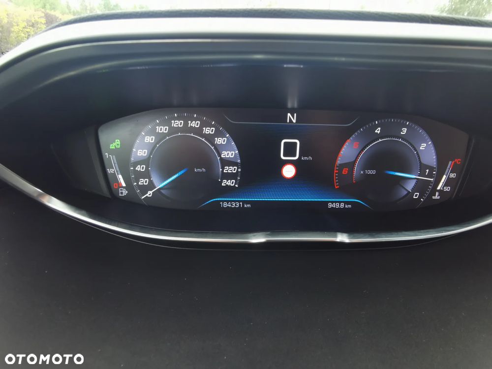 Peugeot 3008 BlueHDi 130 Stop & Start EAT8 Allure Business-Paket - 34