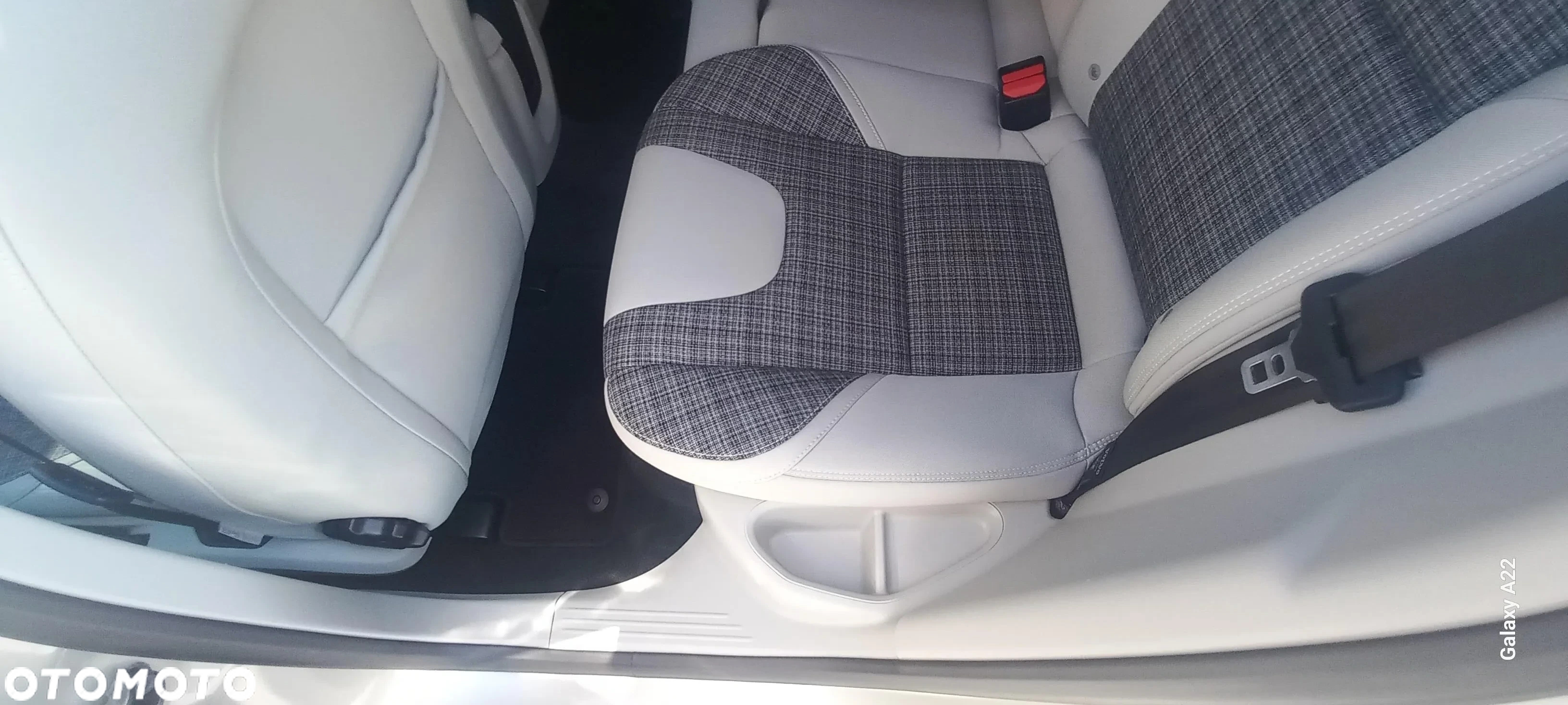 Volvo V40 D3 Drive-E Momentum - 16