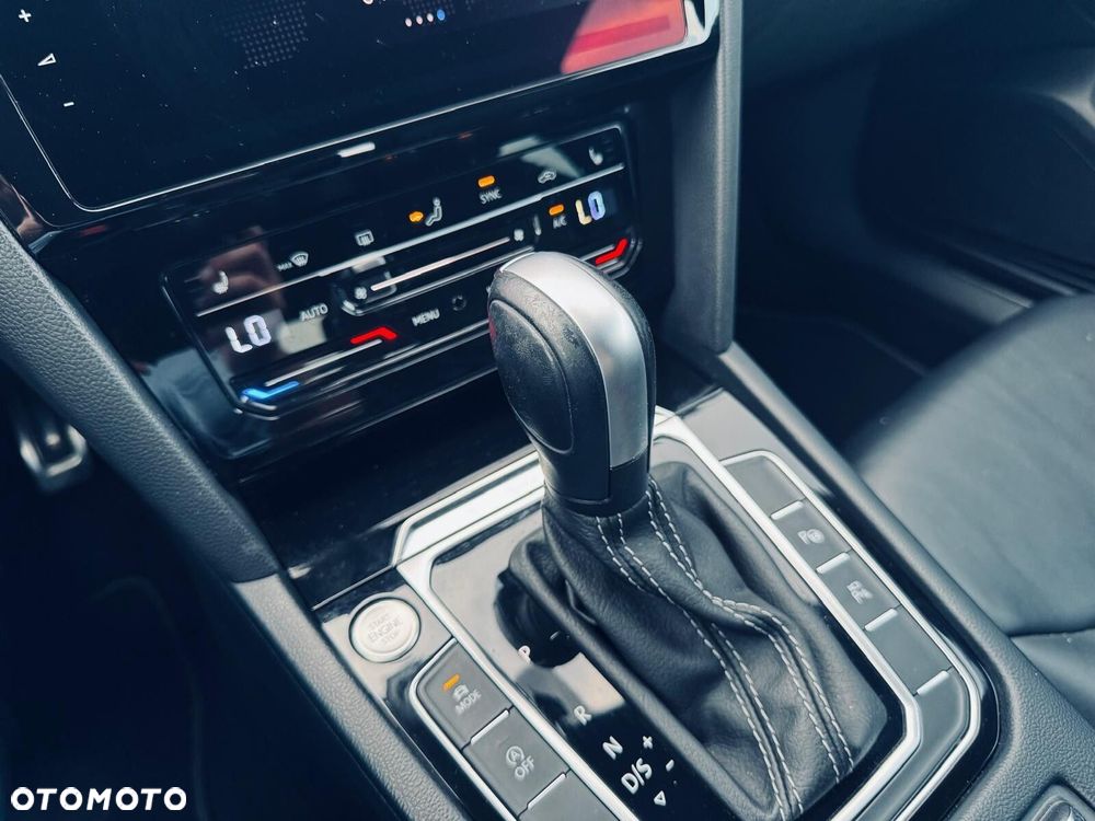 Volkswagen Arteon 2.0 TDI 4Motion R-Line DSG - 29