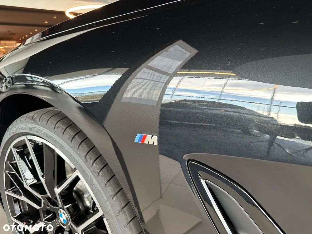 BMW Seria 8 - 15
