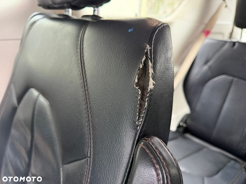 Chrysler Pacifica - 9