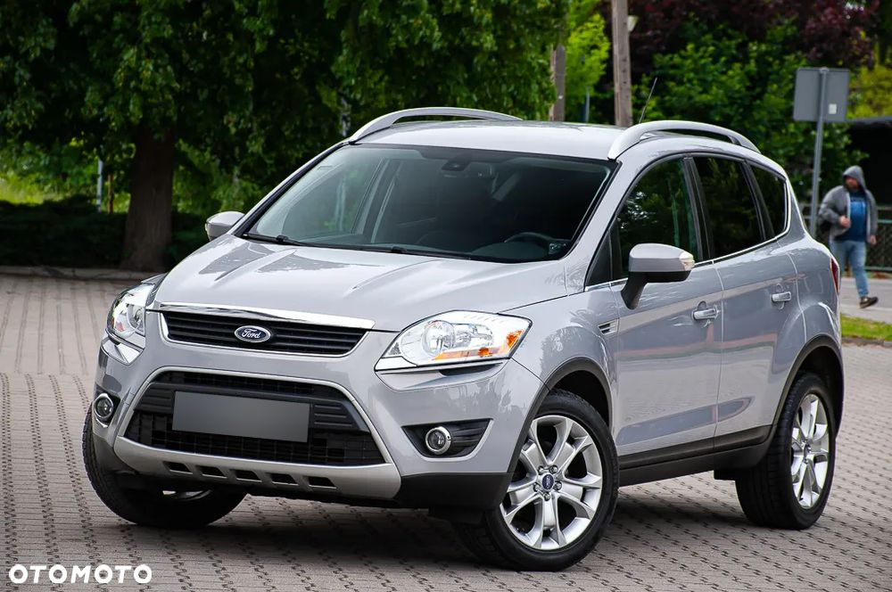 Ford Kuga 2.0 TDCi 2x4 Titanium - 29