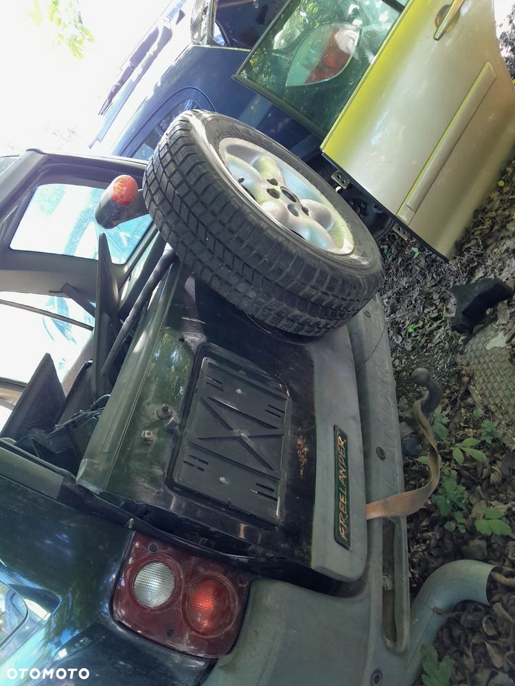 Części LAND ROVER FREELANDER I 1.8 BENZYNA czarny KLAPA TYŁ 697 - 1