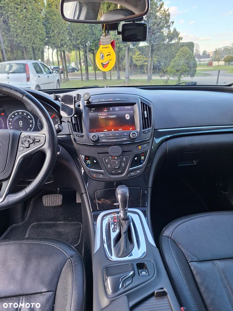 Opel Insignia - 10