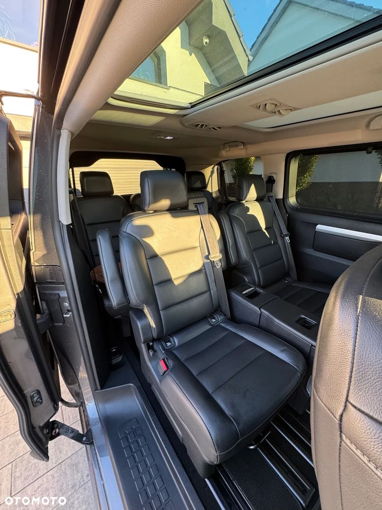 Peugeot Traveller 2.0 BlueHDi Standard Business - 11