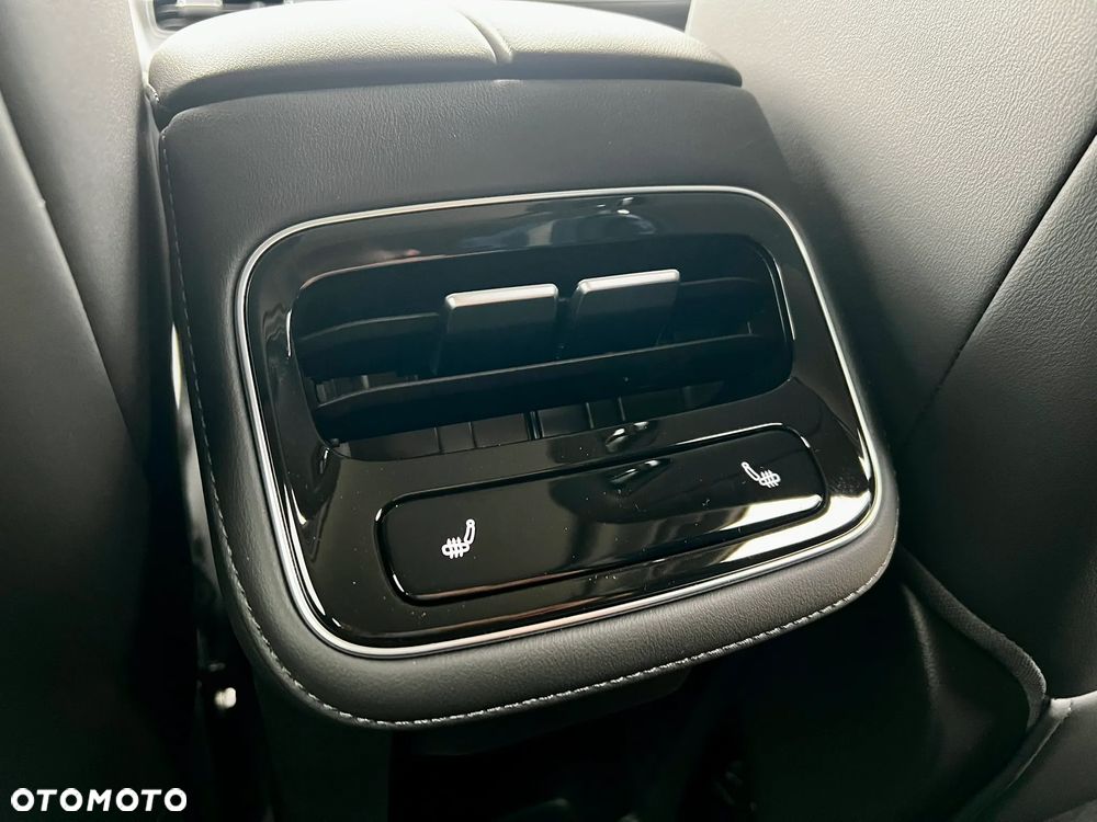Chery Tiggo 8 1.5 T-GDI Super Hybrid Prestige DCT - 28