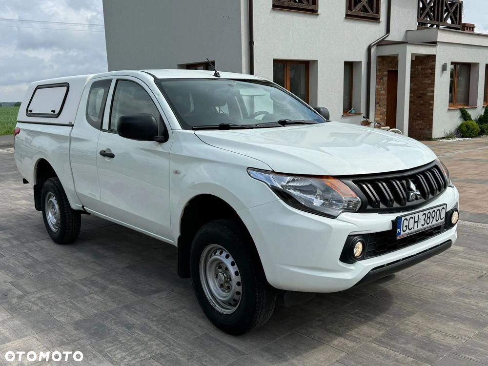 Mitsubishi L200 2.4 d CC Invite - 1