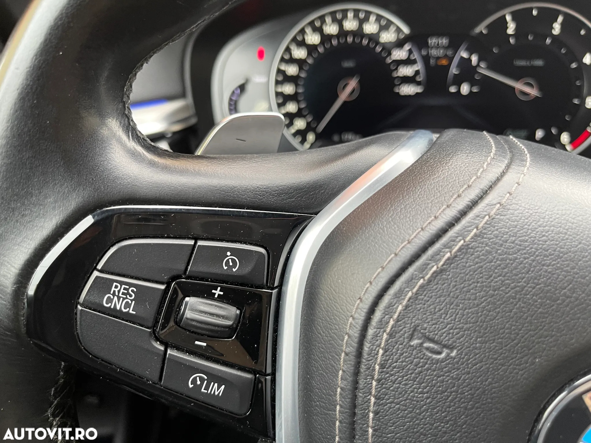 BMW Seria 5 520d xDrive AT - 19