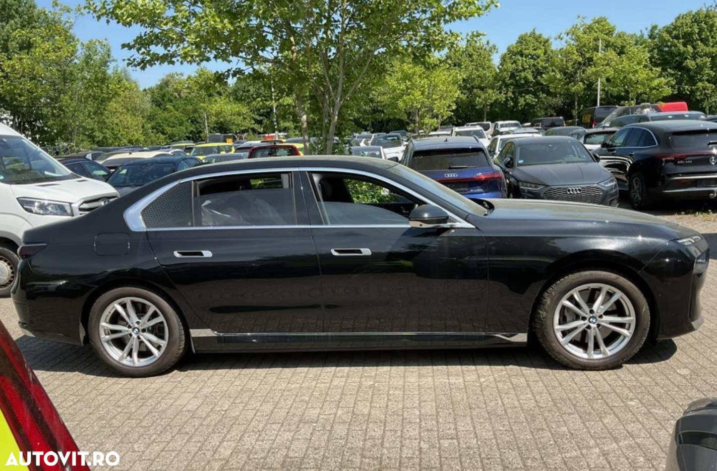 BMW i7 xDrive60 - 10