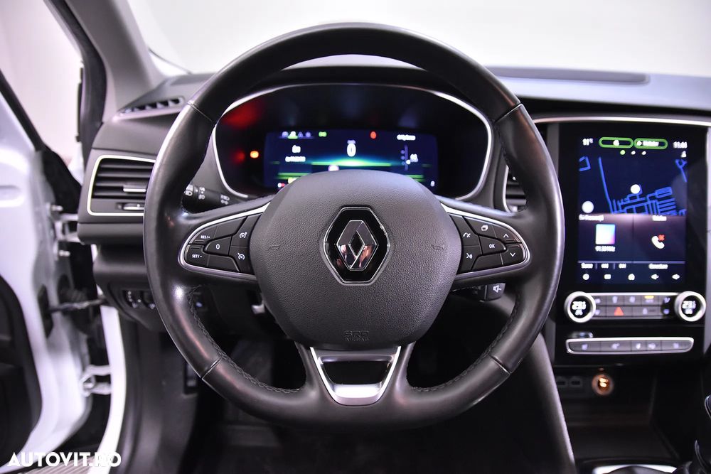 Renault Megane TCe Intens - 17